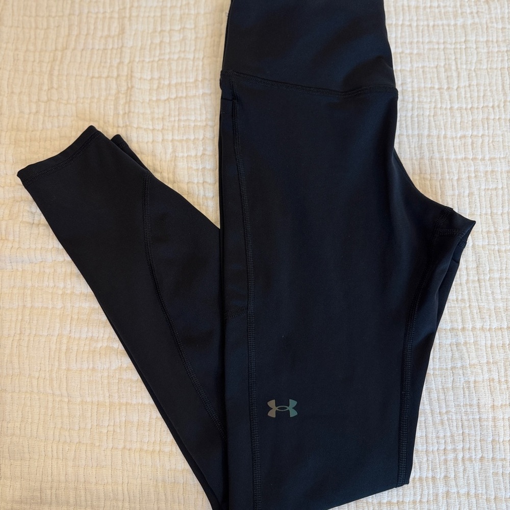 Under Armour Black HeatGear Apparel